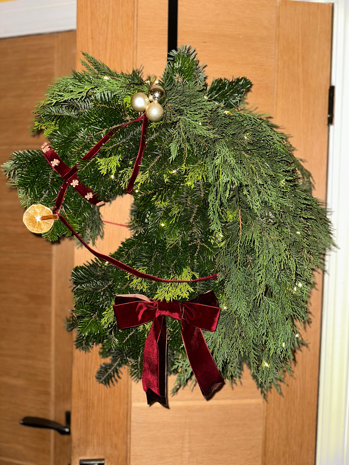 🎄 PRE-ORDER – Hagg Hill Fresh Luxury Horse Head Wreath 🌿
